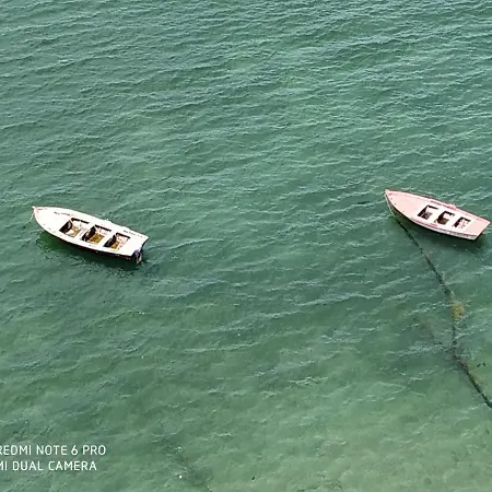 アパート Poniente Con Y Sin Terraza ビラノーバ・デ・アロウサ