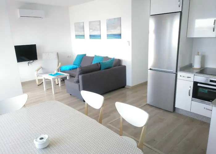 アパート Poniente Con Y Sin Terraza ビラノーバ・デ・アロウサ