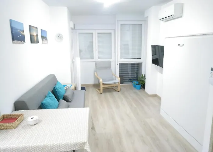 Poniente Con Y Sin Terraza アパート *